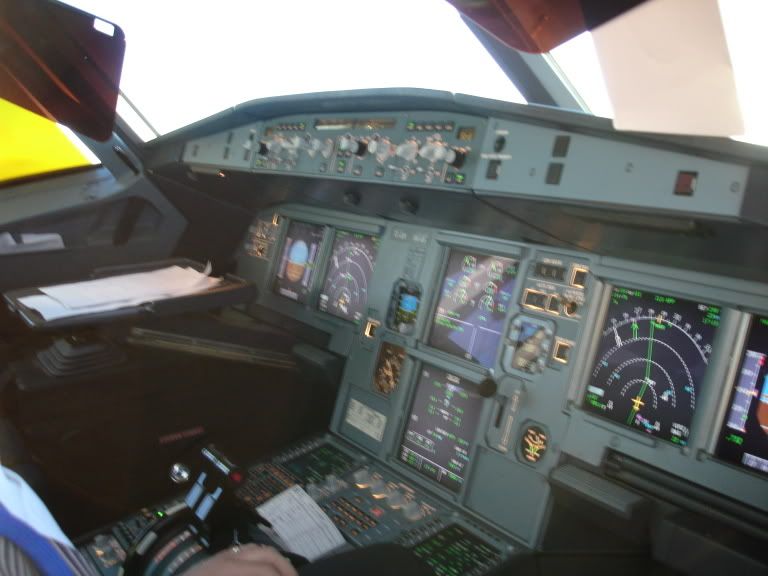 http://i33.photobucket.com/albums/d52/WING321/DSC01498.jpg