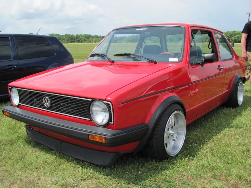 I saw this MK1 Jetta Coupe at Dubs on the Beach last year so I took a few
