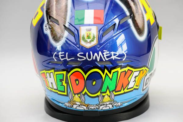 valentino rossi helmet. Re: Rossi#39;s Helmet of Shame .