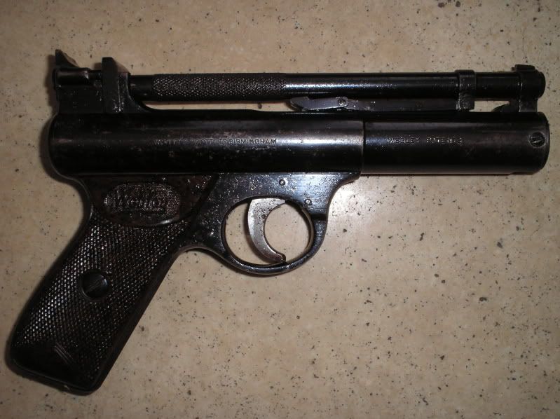 pistol007.jpg