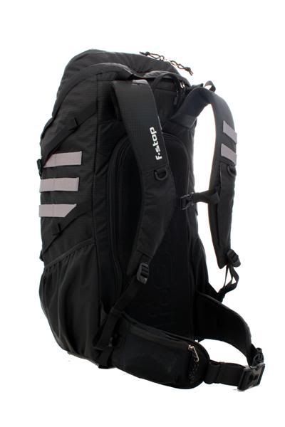 IMAGE: http://i33.photobucket.com/albums/d67/panclan/POTN/IMG_0042Medium.jpg