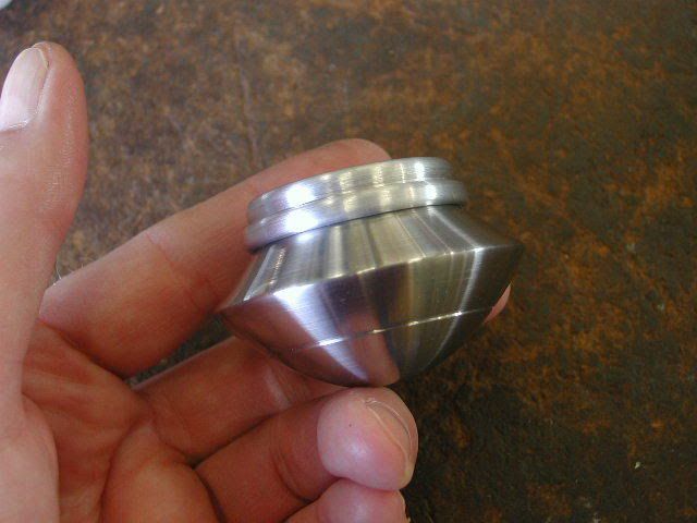 bladeproject2i-pommel.jpg