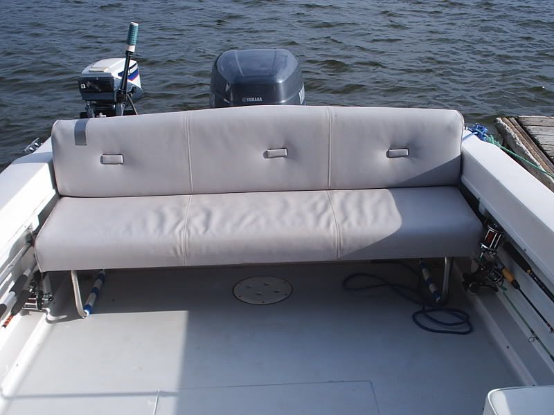 S2010010-1.jpg
