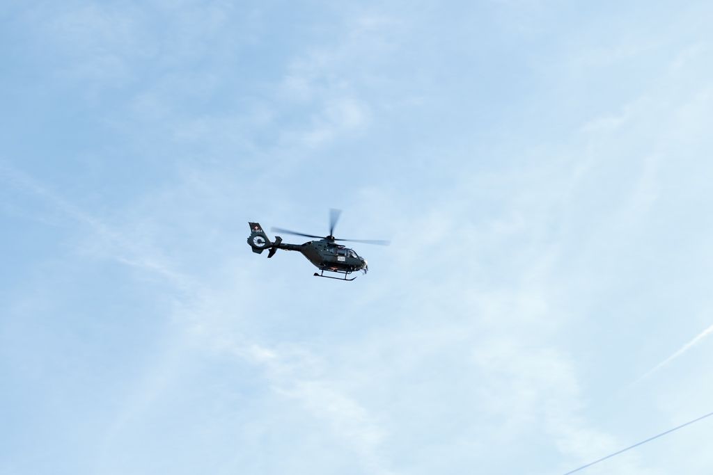 IMAGE: http://i33.photobucket.com/albums/d74/Zenon1/7D2/CROPS/ff_zps7xk9lgzc.jpg~original