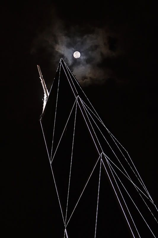 IMAGE: http://i33.photobucket.com/albums/d74/Zenon1/HKac-4.jpg