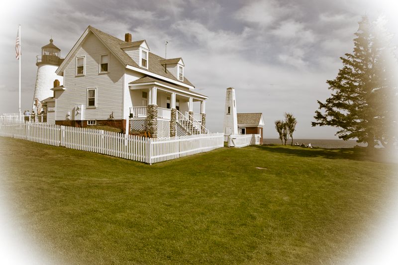 IMAGE: http://i33.photobucket.com/albums/d74/Zenon1/Lightroom/Antique-001-2_zpsda242fcc.jpg