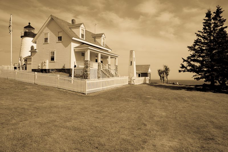 IMAGE: http://i33.photobucket.com/albums/d74/Zenon1/Lightroom/Antique-001_zpsfd9f1471.jpg