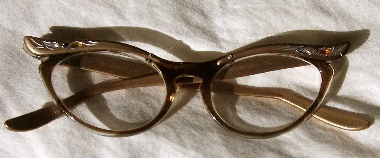 glasses1.jpg
