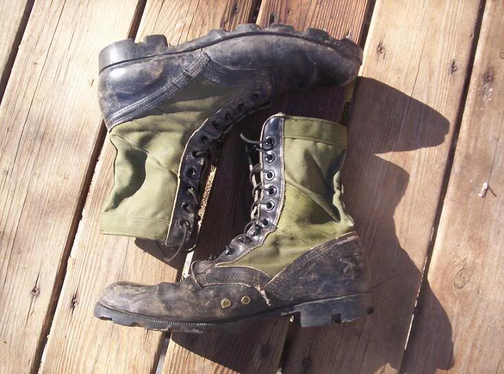 Jungle Boots OD Canvas (10i, w/stitching) Field Gear: x1 M69 Flak Jacket