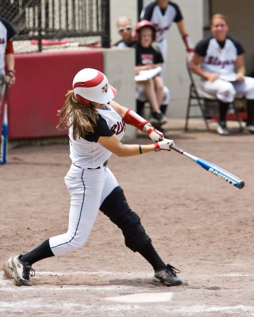 IMAGE: http://i33.photobucket.com/albums/d77/D2FootballLuvr/GN6O0068-3.jpg