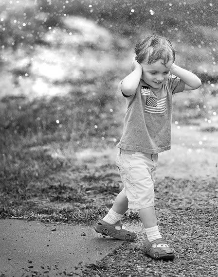 IMAGE: http://i33.photobucket.com/albums/d81/GrendelZ/raindance.jpg