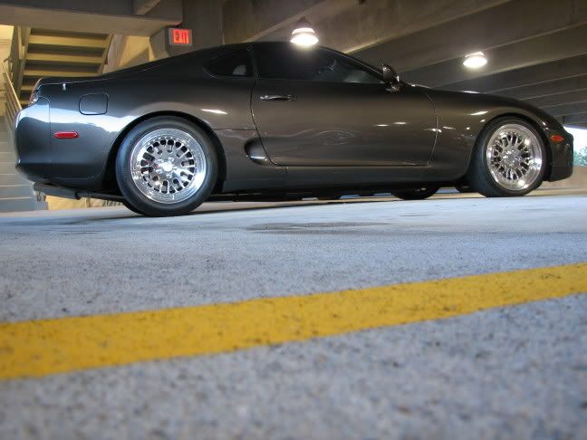 http://i33.photobucket.com/albums/d81/evillsupra/5-18-06Supras009.jpg