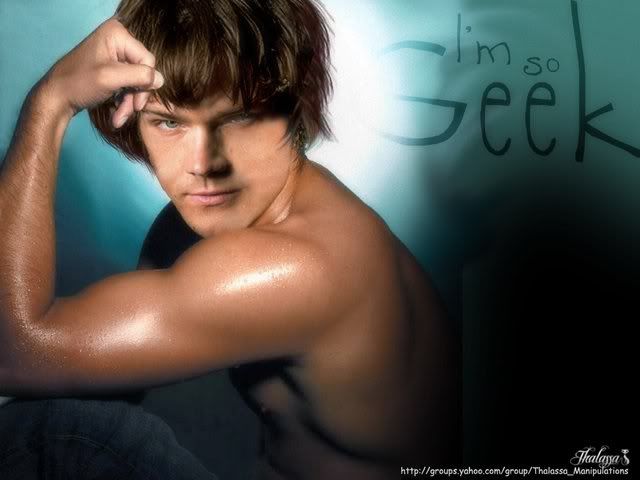  photo jaredmanip2.jpg