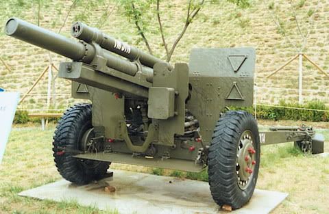 m101_105mm_howitzer.jpg