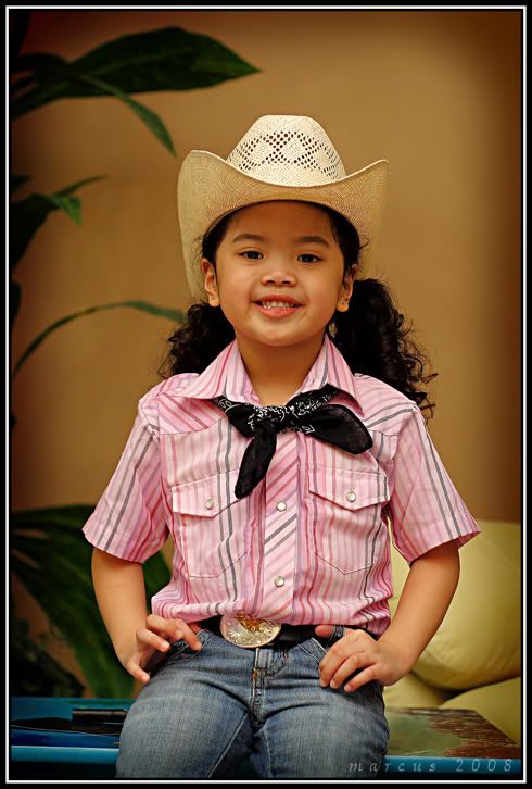 IMAGE: http://i33.photobucket.com/albums/d87/03whitecivic/IMG_5310resized.jpg