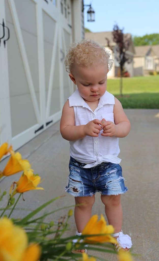 IMAGE: http://i33.photobucket.com/albums/d89/reeforbust/MISC/front2_zpslhienlgj.jpg