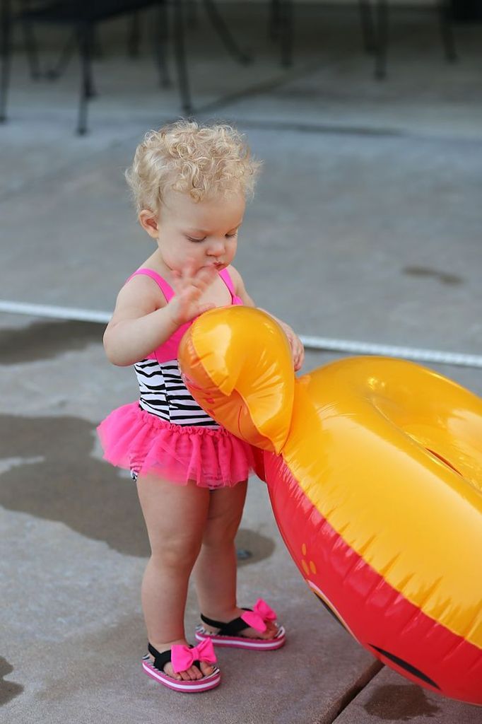 IMAGE: http://i33.photobucket.com/albums/d89/reeforbust/MISC/pool2_zpsdxcbcsai.jpg