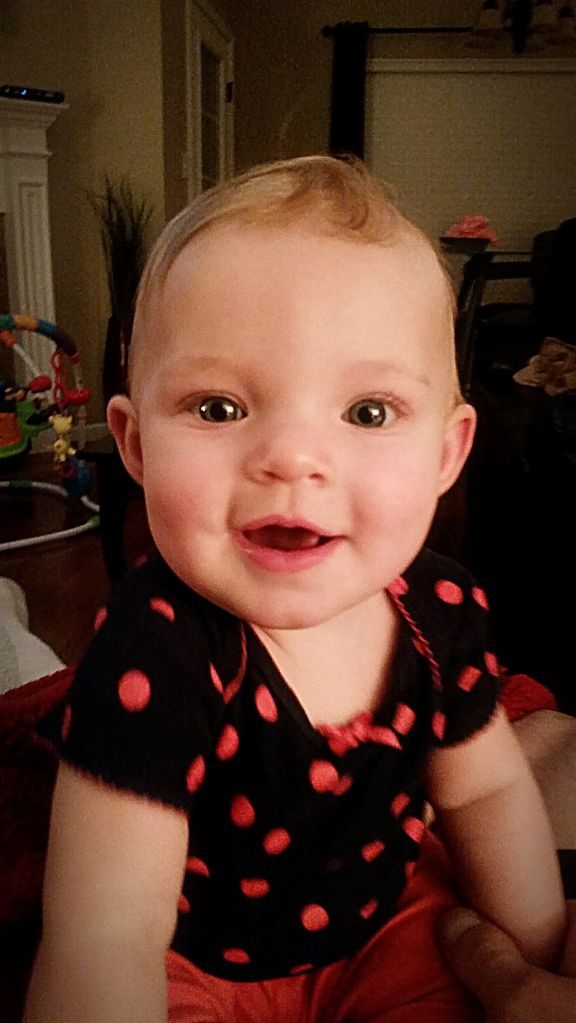 IMAGE: http://i33.photobucket.com/albums/d89/reeforbust/Riley/3_zpscc5372cc.jpg