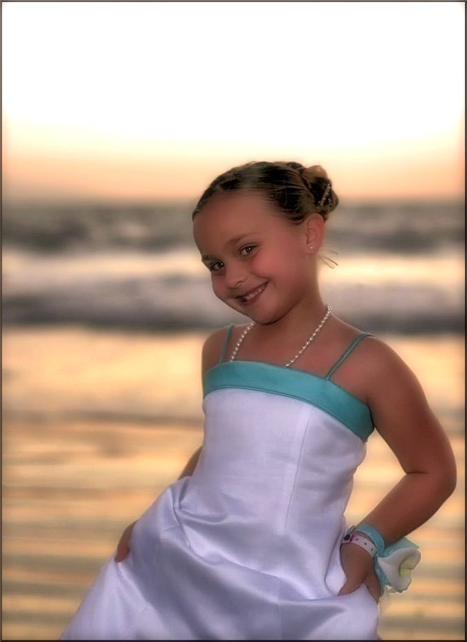 IMAGE: http://i33.photobucket.com/albums/d89/reeforbust/bri3_zps156ee8db.jpg