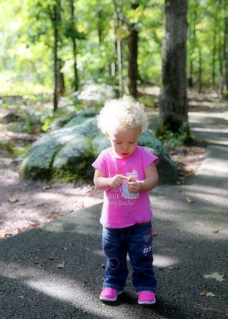 IMAGE: http://i33.photobucket.com/albums/d89/reeforbust/r5_zpsnbldxasi.jpg