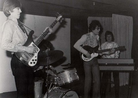 Da esquerda para a direita: Roger Waters, Nick Mason, Syd Barrett e Richard Wright (1967)