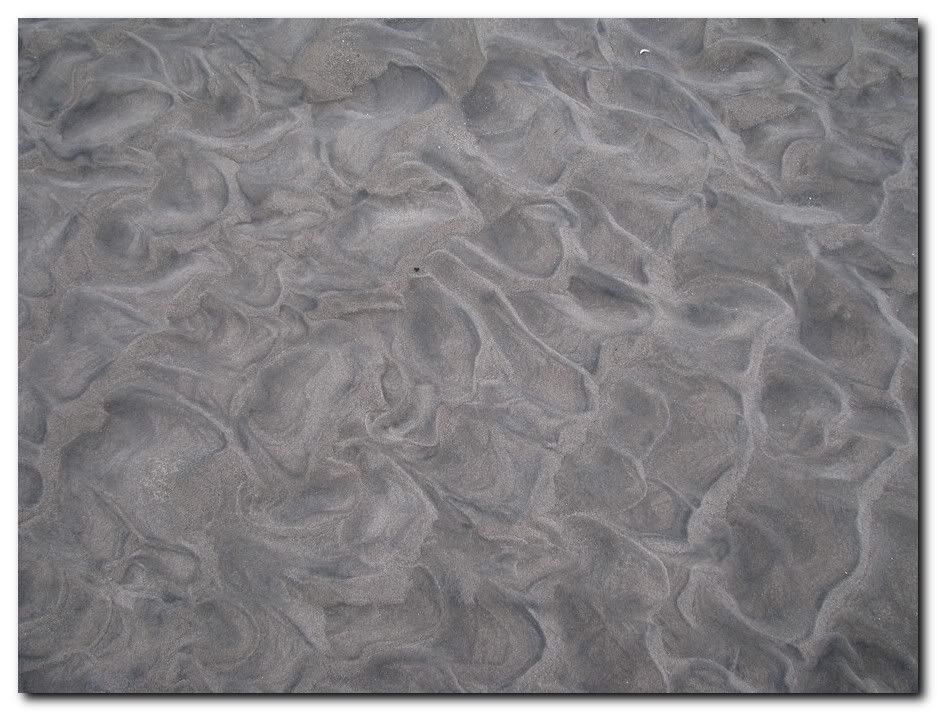 IMAGE: http://i33.photobucket.com/albums/d91/kawwauser/sand2.jpg