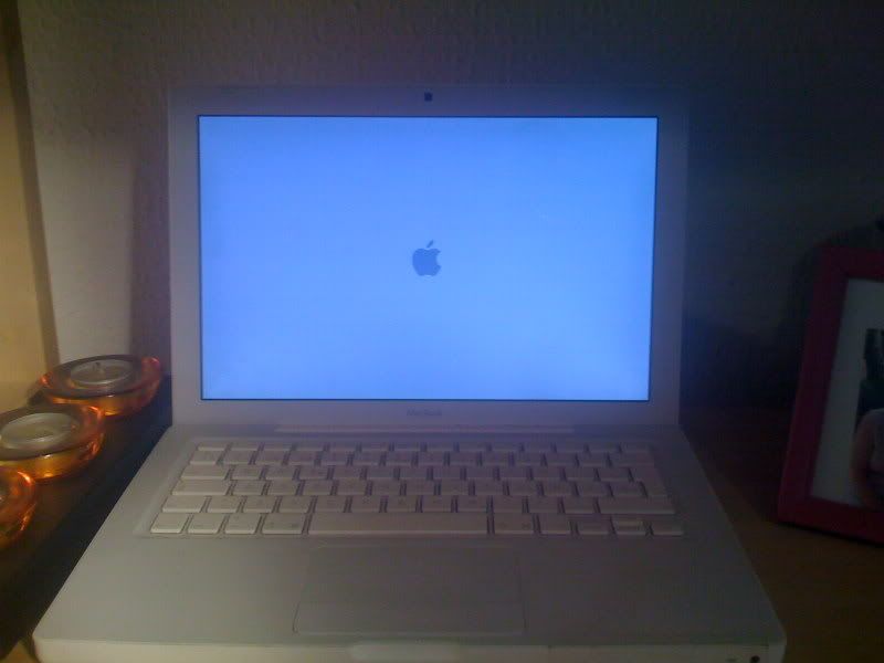 macbook002.jpg