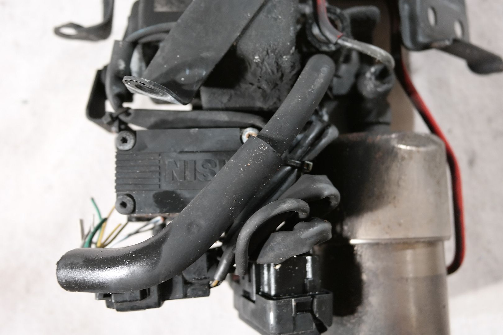 01 02 03 TOYOTA PRIUS ABS PUMP ACCUMULATOR POWER BRAKE BOOSTER eBay