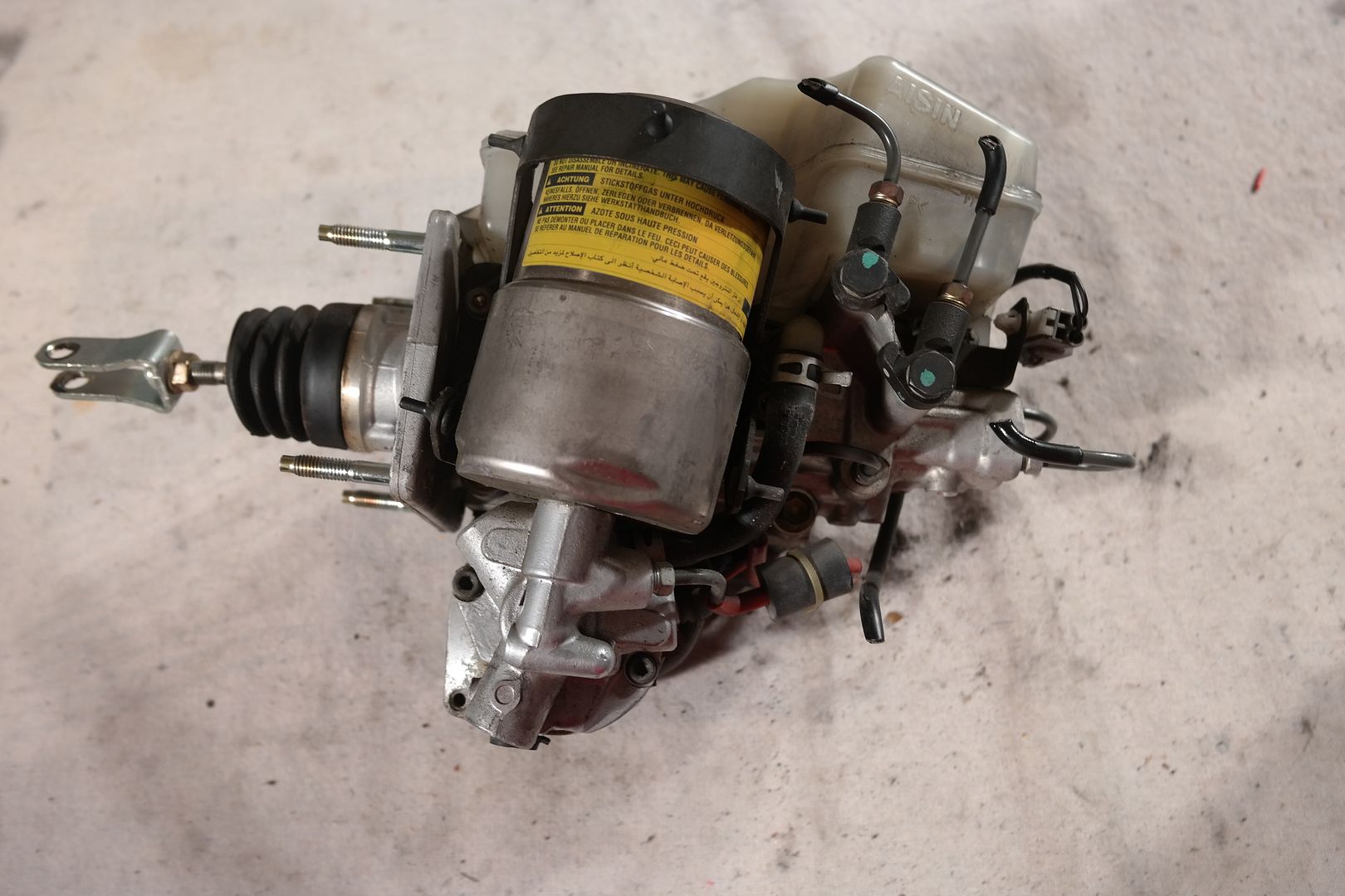 9800 LEXUS GS300 GS400 GS430 HYDRAULIC BRAKE BOOSTER ABS SYSTEM MASTER