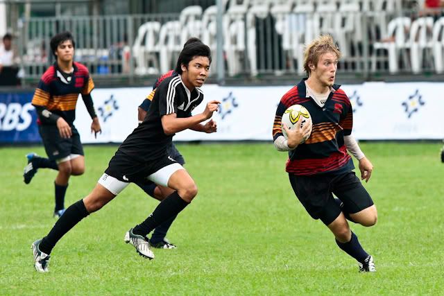 IMAGE: http://i33.photobucket.com/albums/d92/heckcare_der/SCCRugby2009Day1-0253.jpg