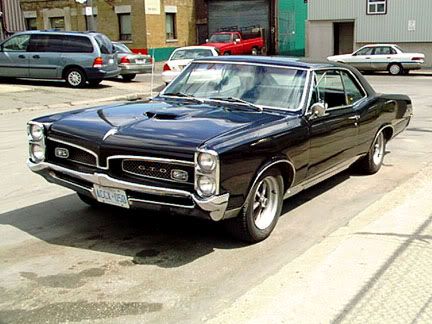 1967_Pontiac_GTO_1.jpg