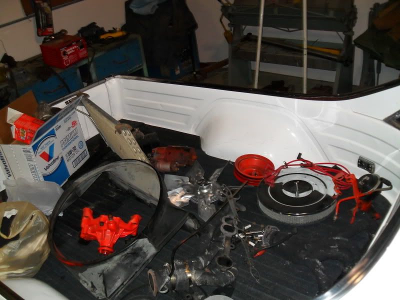 http://i33.photobucket.com/albums/d98/ronroman/motor%20swap/SDC10090.jpg