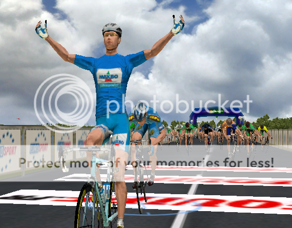 i33.photobucket.com/albums/d87/Cleavers/TourofIrelandStage2TronetTookBestRe.png